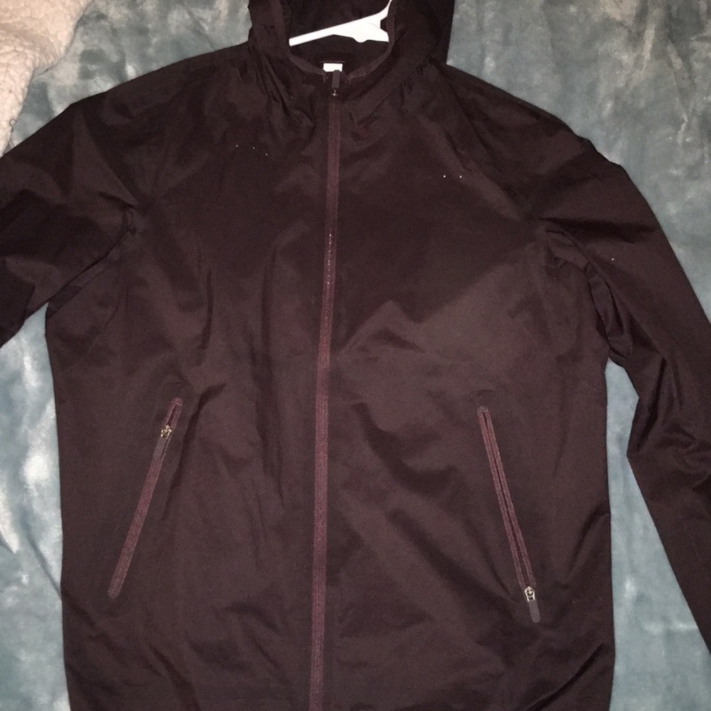 Lululemon rain persistent Zip Up!